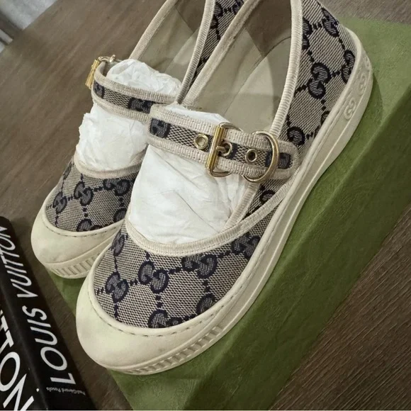 Gucci Girls Mary Jane’s (30)